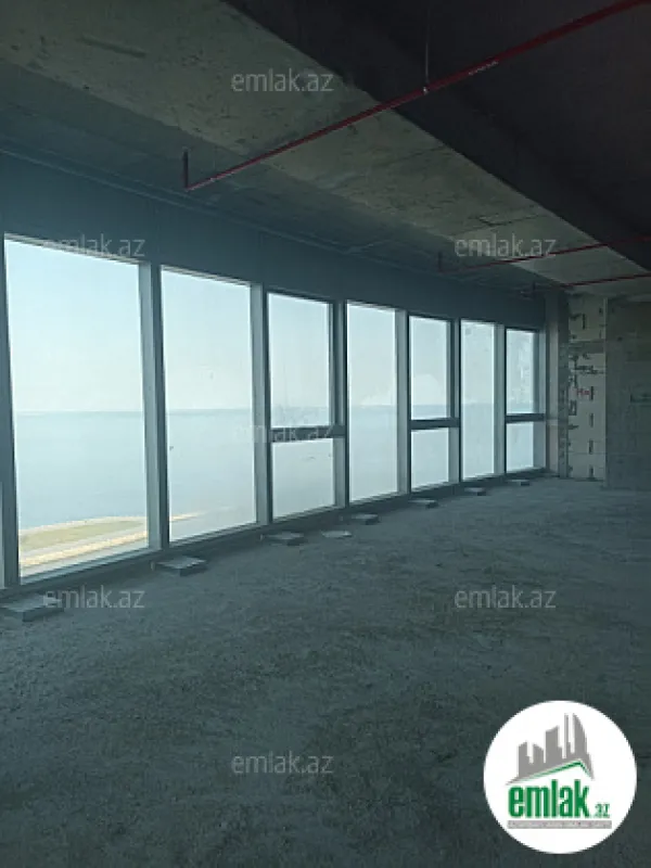 Satılır 3 otaqlı yeni tikili 140 m²