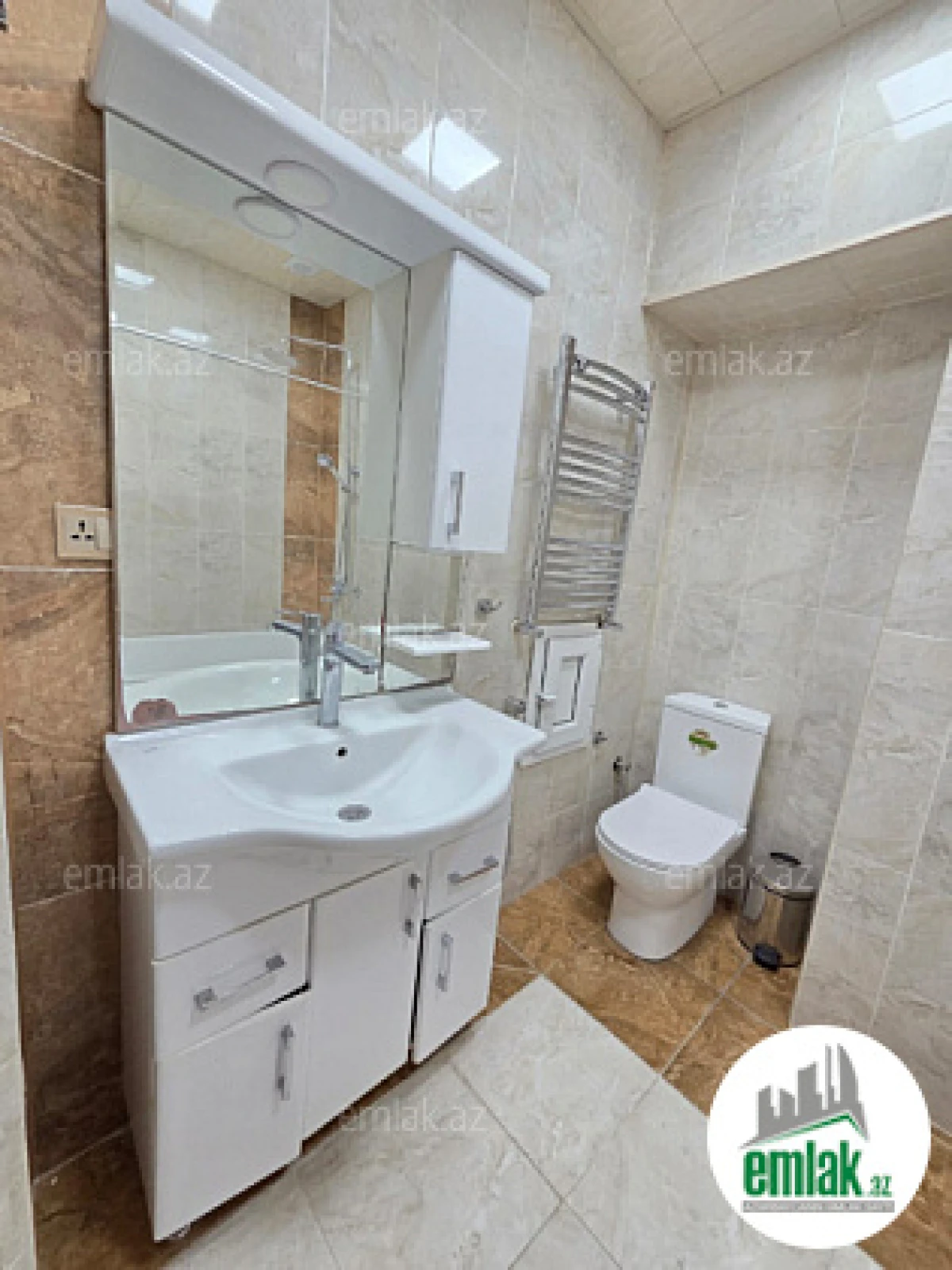 Satılır 3 otaqlı yeni tikili 80 m²