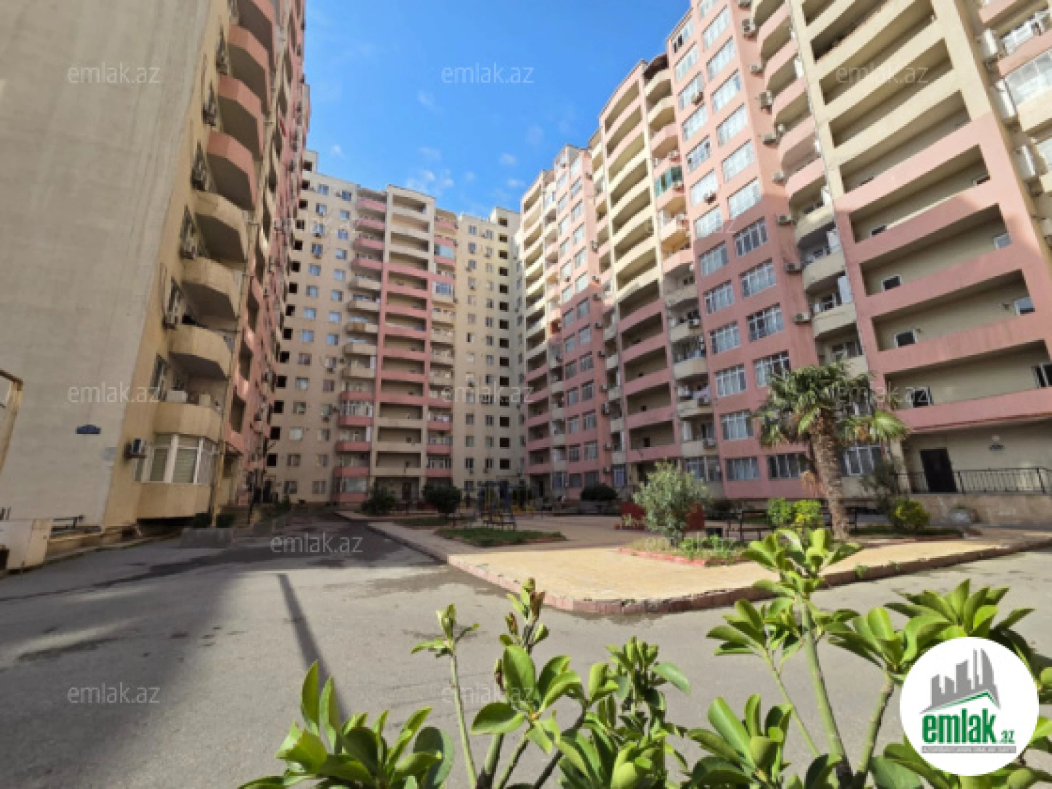 Satılır 3 otaqlı yeni tikili 80 m²