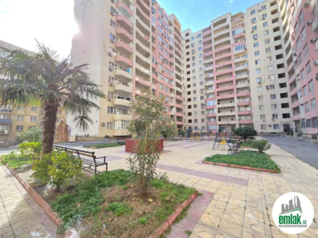 Satılır 3 otaqlı yeni tikili 80 m²