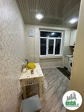 Satılır 2 otaqlı köhnə tikili 65 m²