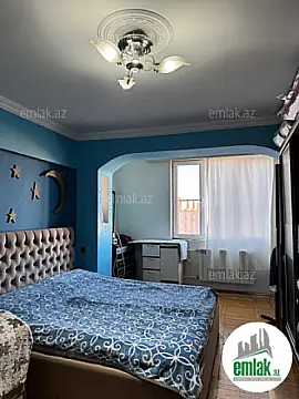 Satılır 2 otaqlı köhnə tikili 65 m²