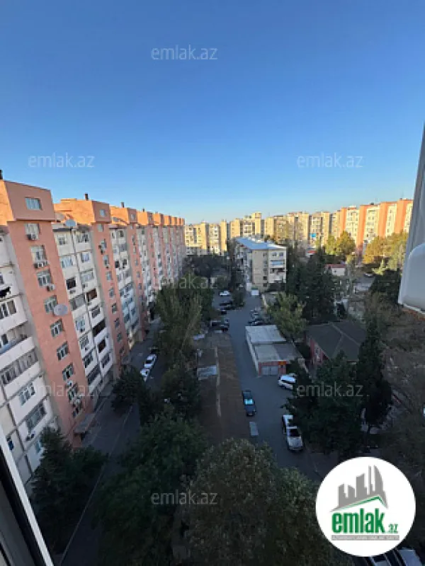 Satılır 2 otaqlı köhnə tikili 65 m²