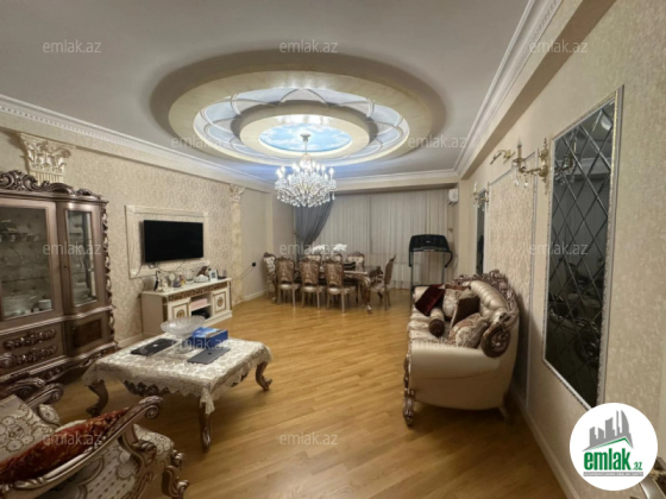 Satılır 4 otaqlı yeni tikili 180 m²