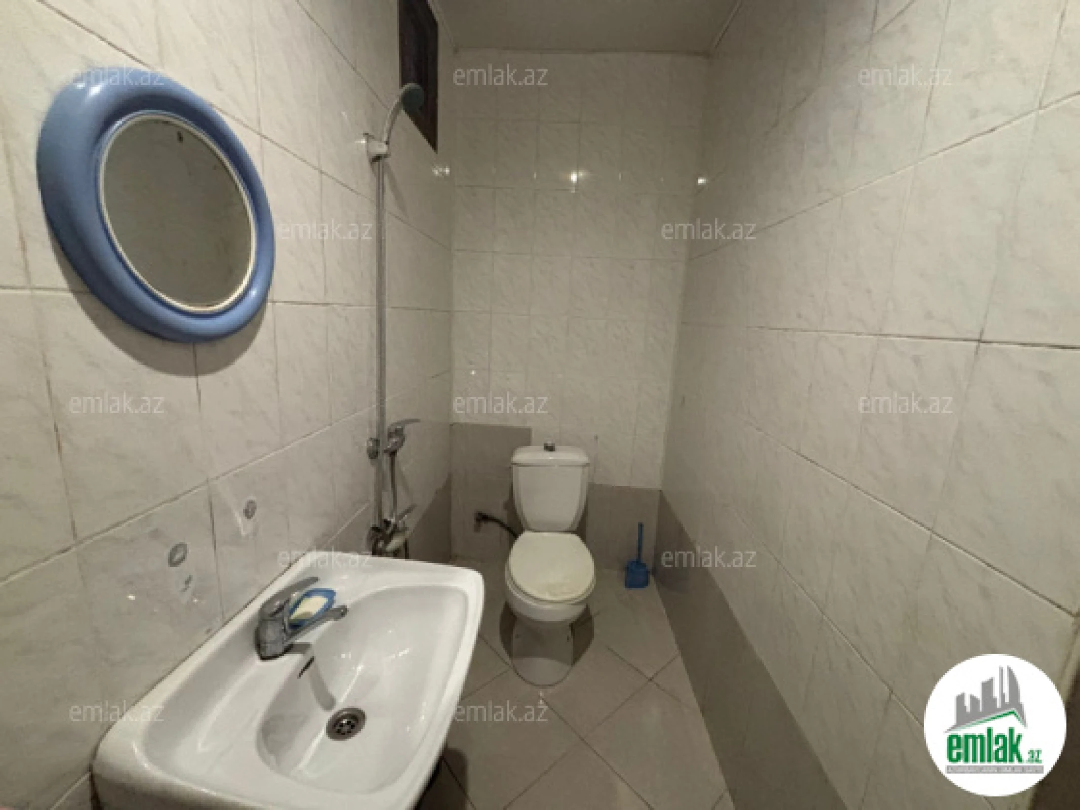 Satılır 6 otaqlı köhnə tikili 210 m²