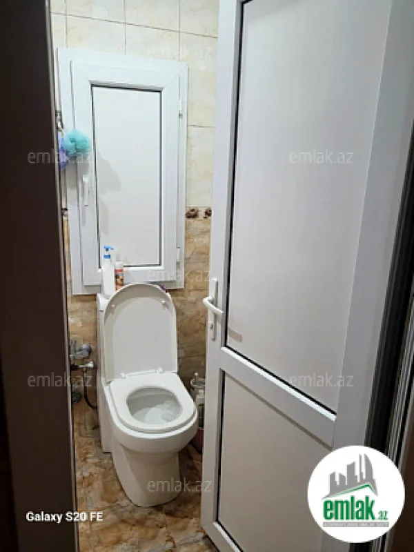 Satılır 6 otaqlı köhnə tikili 210 m²
