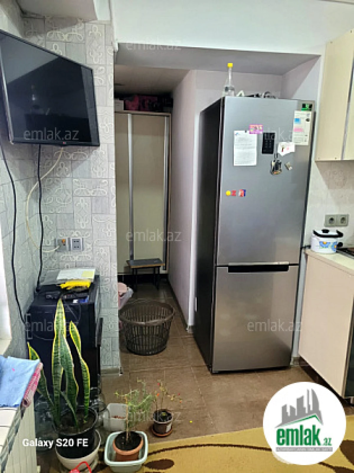 Satılır 6 otaqlı köhnə tikili 210 m²