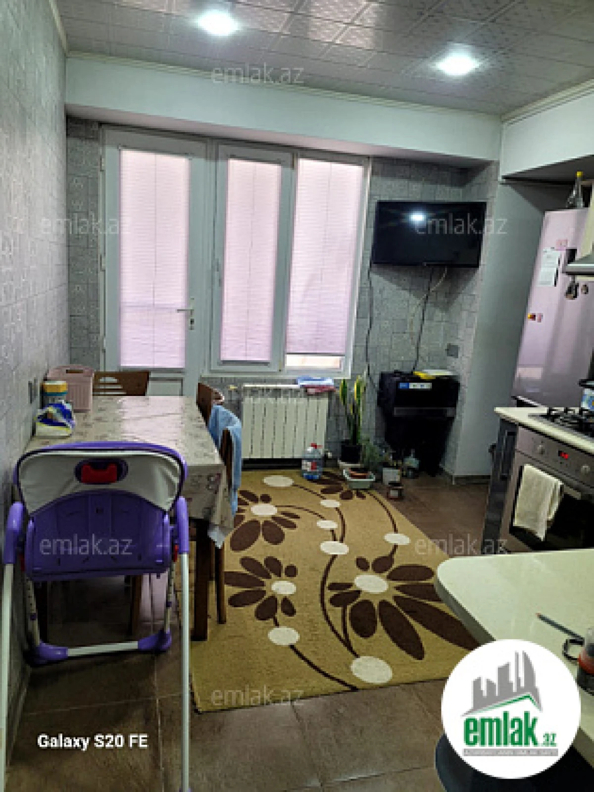 Satılır 6 otaqlı köhnə tikili 210 m²