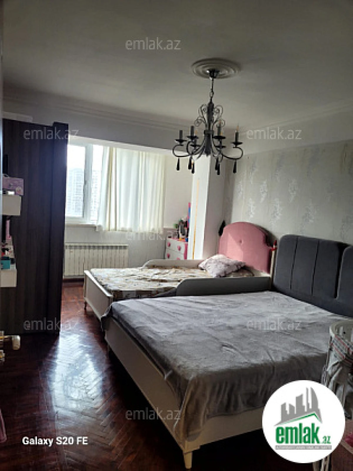 Satılır 6 otaqlı köhnə tikili 210 m²