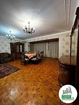 Satılır 3 otaqlı köhnə tikili 90 m² — Bakı, Yasamal qəs. 3 otaq 90.00 m²
