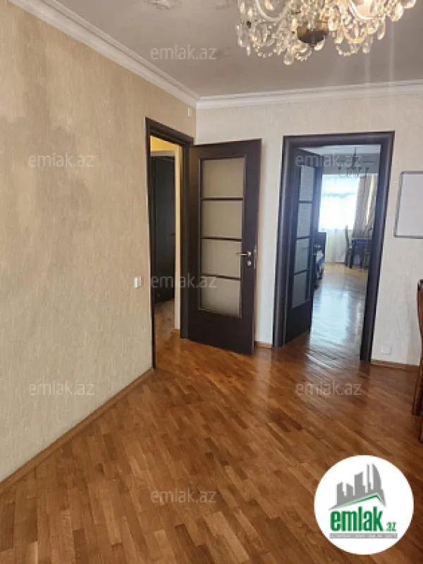 Satılır 3 otaqlı köhnə tikili 72 m²