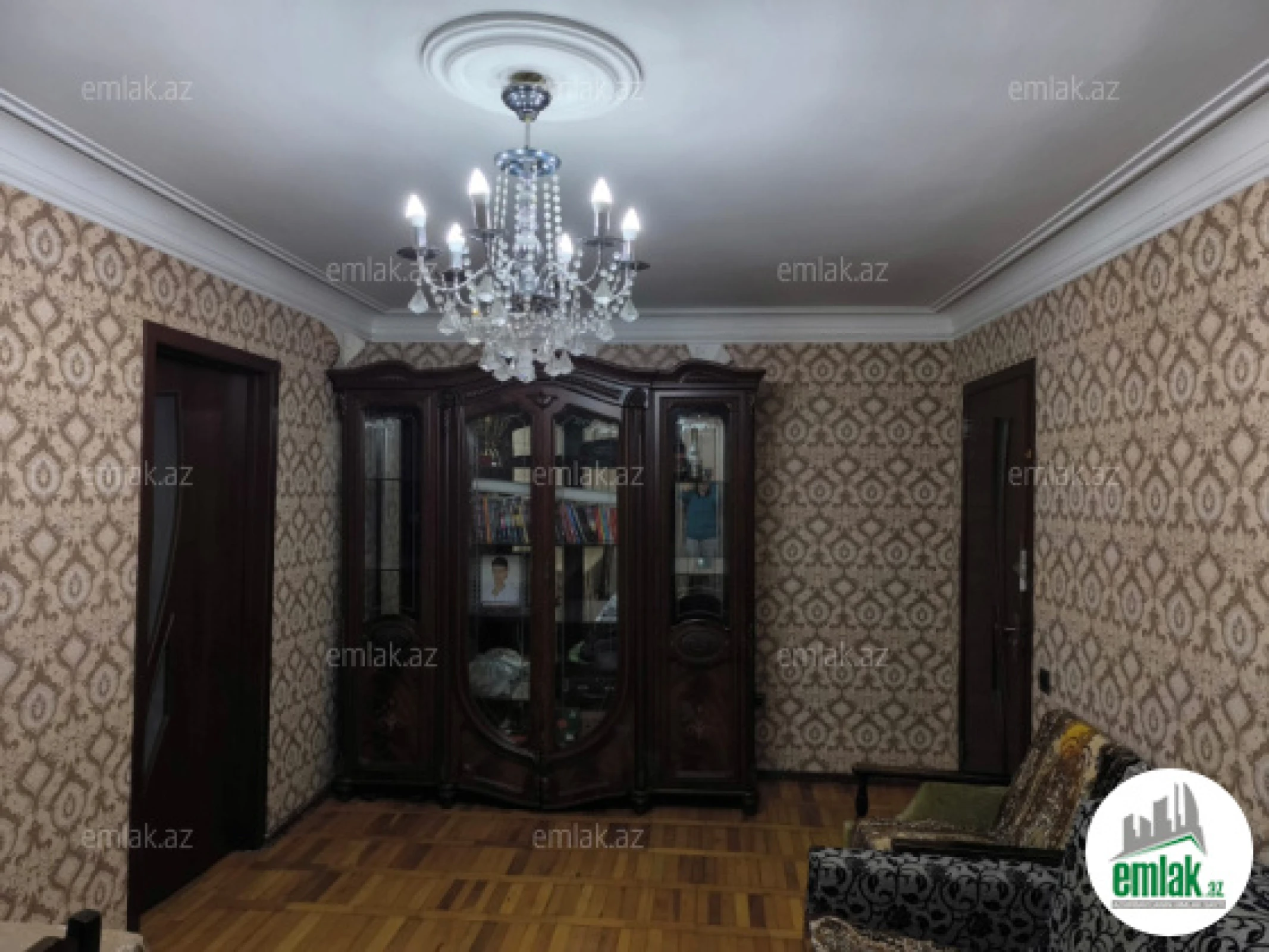 Satılır 2 otaqlı köhnə tikili 55 m²