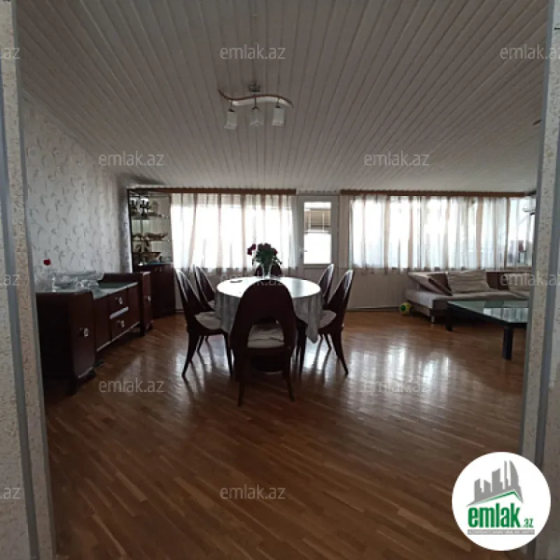 Satılır 4 otaqlı yeni tikili 140 m²