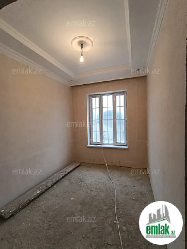 Satılır 4 otaqlı həyət evi 115 m²