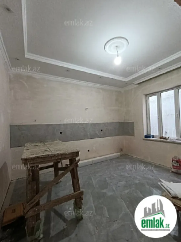 Satılır 4 otaqlı həyət evi 115 m²