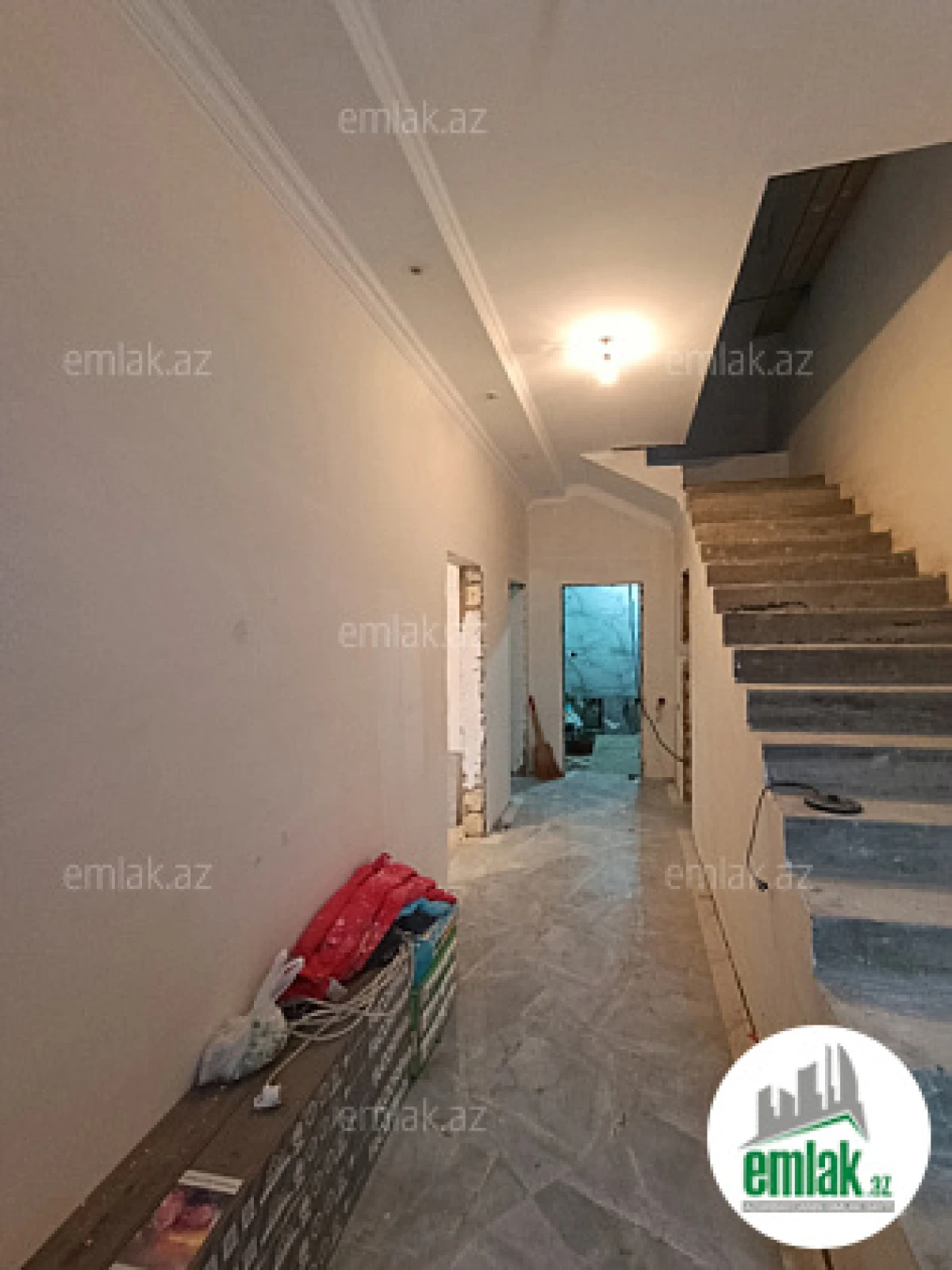 Satılır 4 otaqlı həyət evi 115 m²