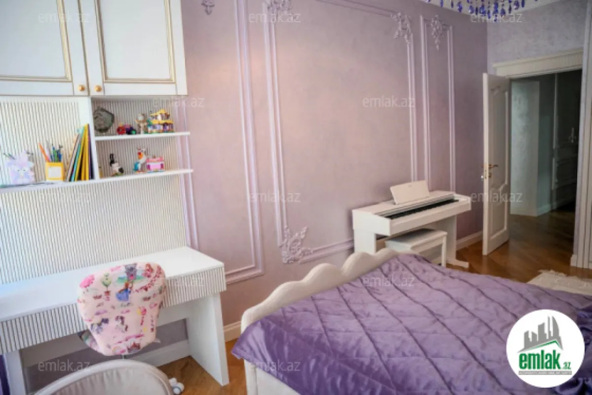 Satılır 5 otaqlı yeni tikili 228 m²