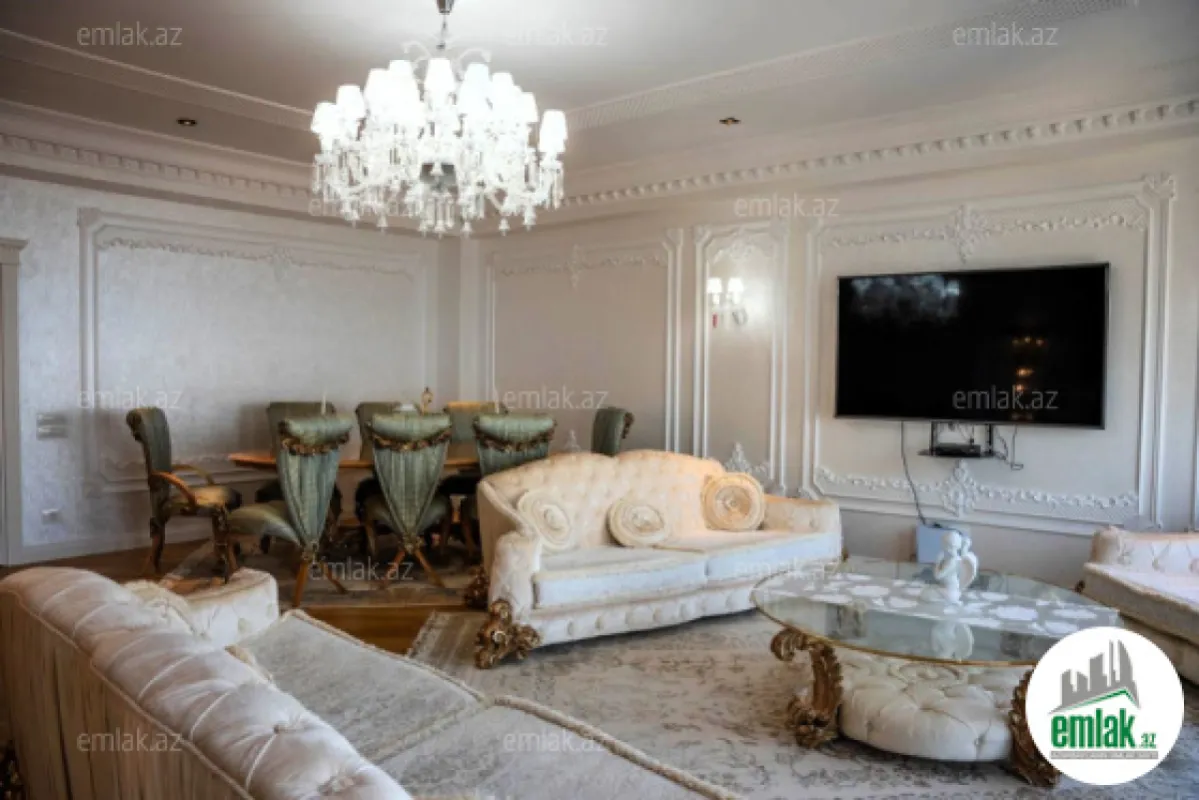 Satılır 5 otaqlı yeni tikili 228 m²