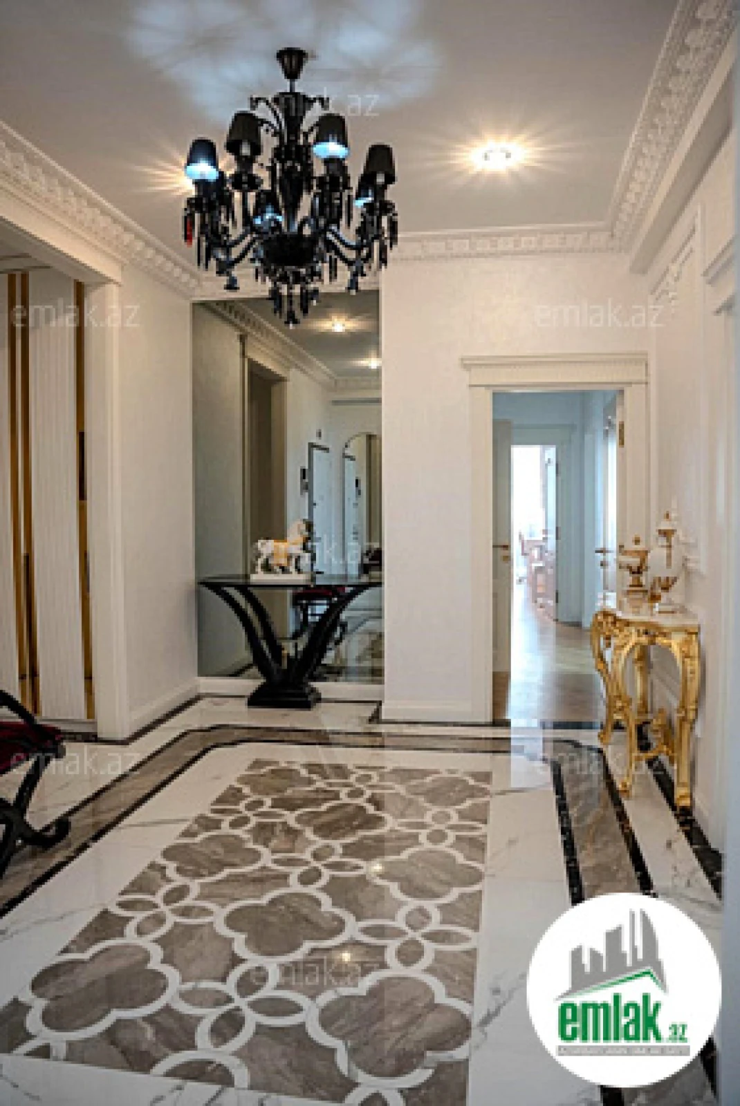 Satılır 5 otaqlı yeni tikili 228 m²