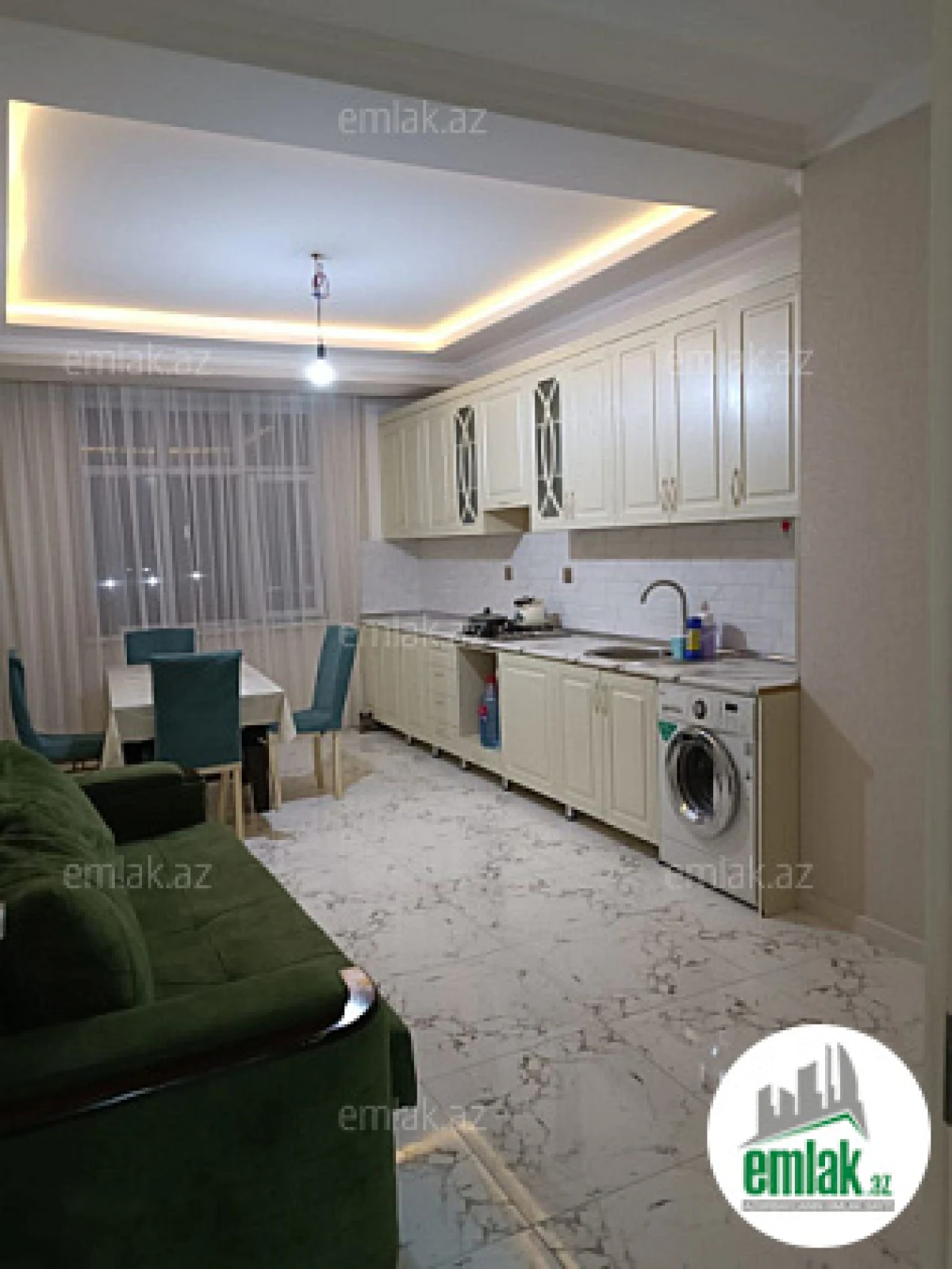 Satılır 3 otaqlı yeni tikili 105 m²