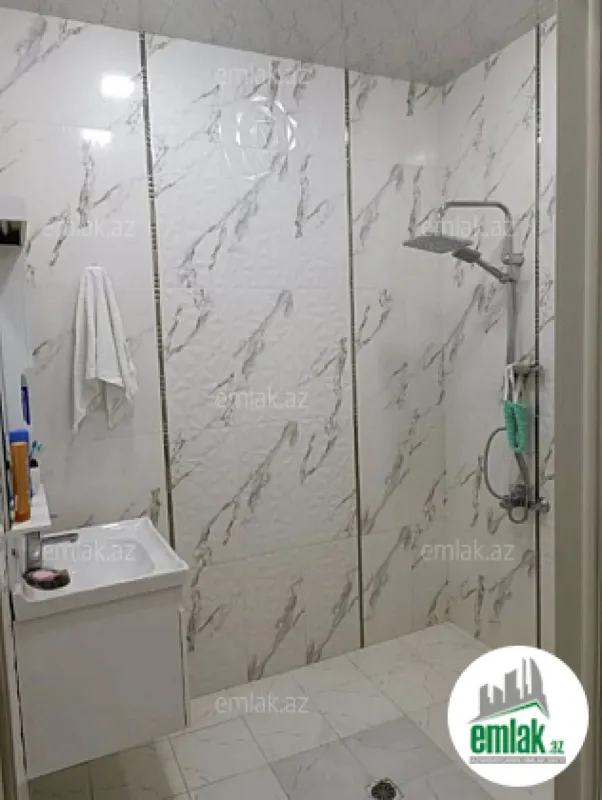 Satılır 3 otaqlı yeni tikili 105 m²