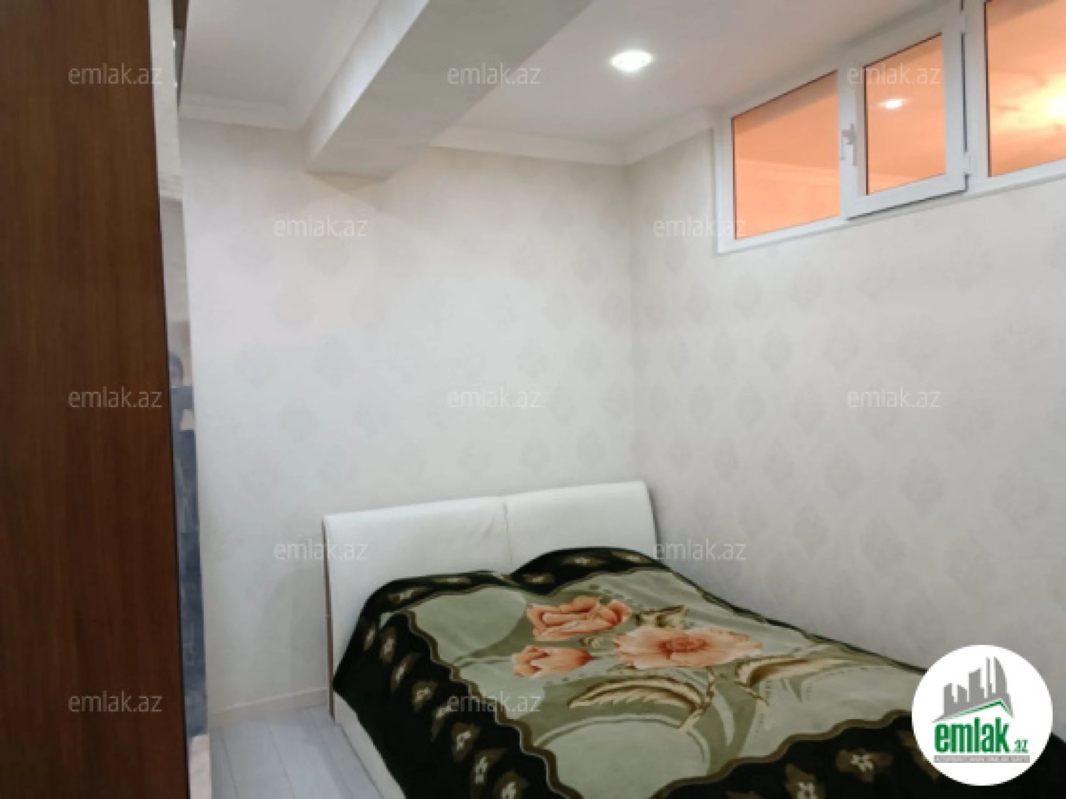 Satılır 3 otaqlı yeni tikili 105 m²