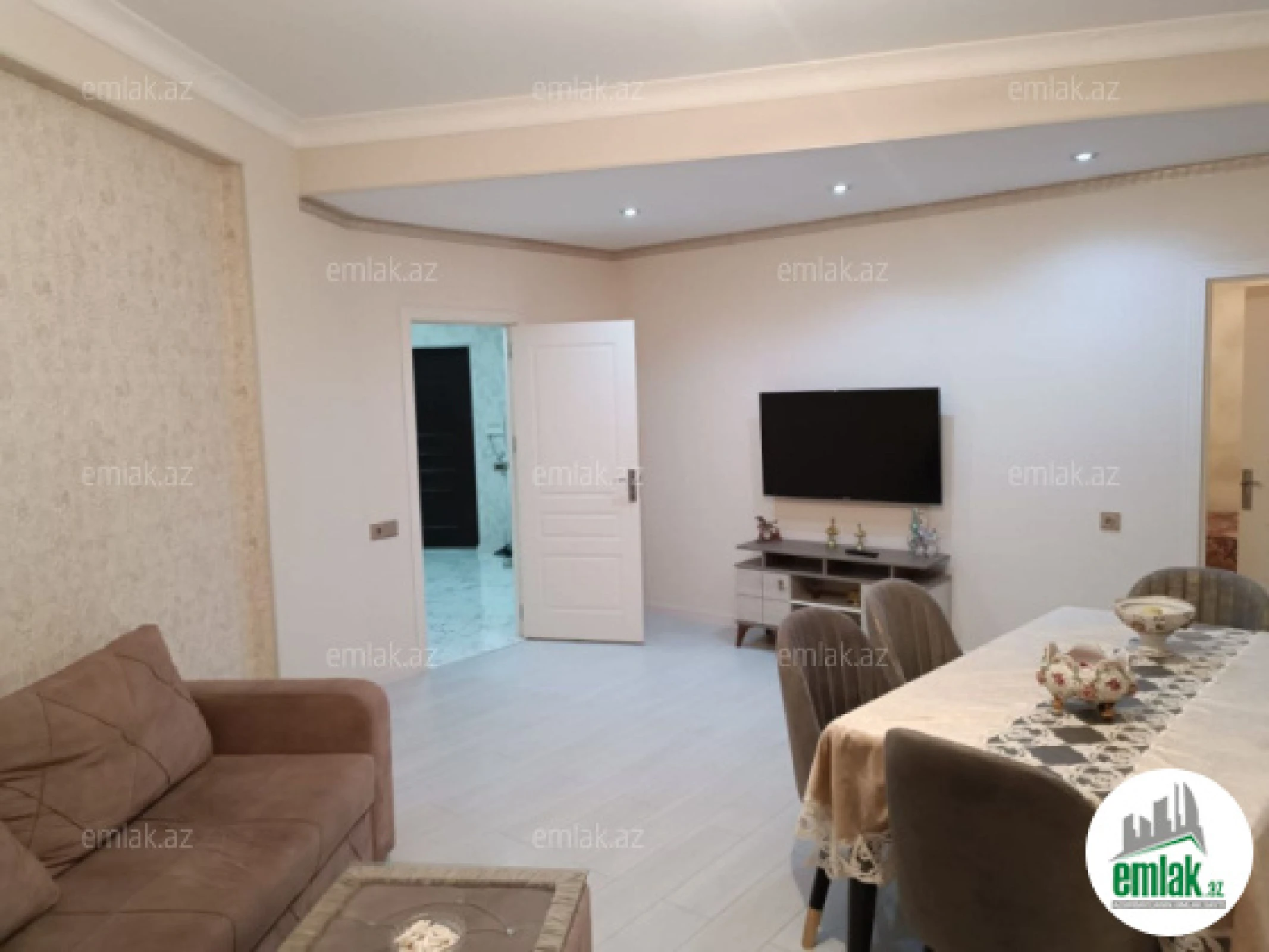 Satılır 3 otaqlı yeni tikili 105 m²