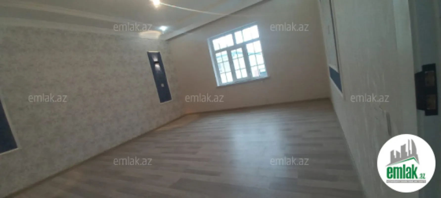 Satılır 4 otaqlı həyət evi 250 m²