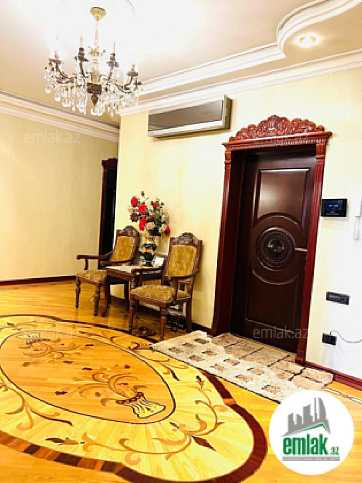 Satılır 4 otaqlı yeni tikili 153 m²