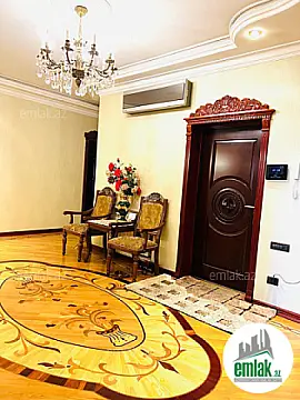 Satılır 4 otaqlı yeni tikili 153 m²