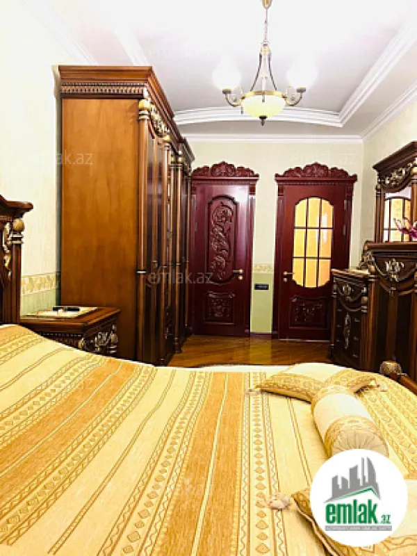 Satılır 4 otaqlı yeni tikili 153 m²