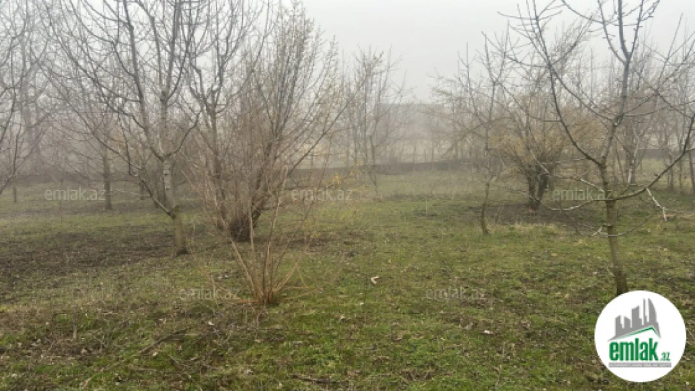 Satılır torpaq sahəsi 15 m²