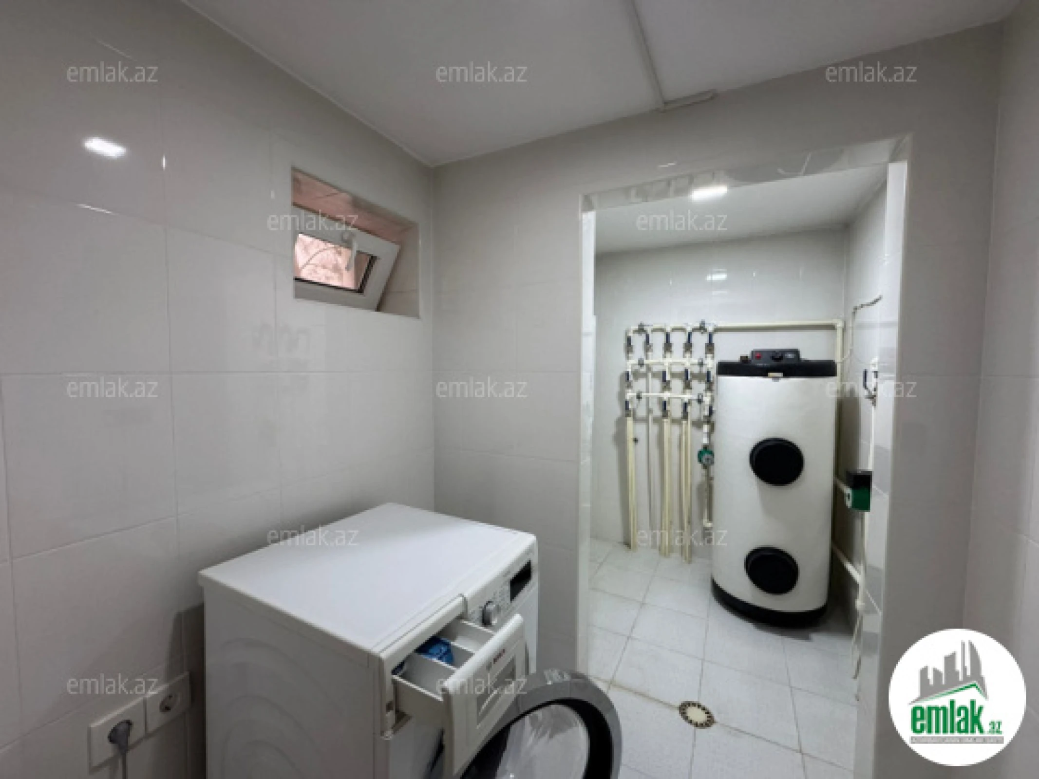 Satılır 5 otaqlı həyət evi 450 m²