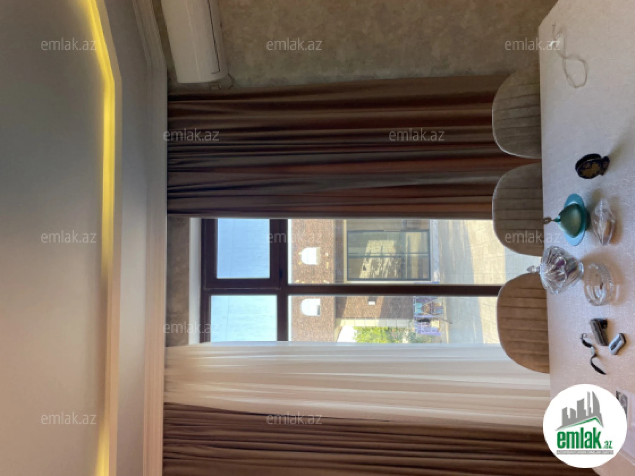 Satılır 6 otaqlı həyət evi 270 m²