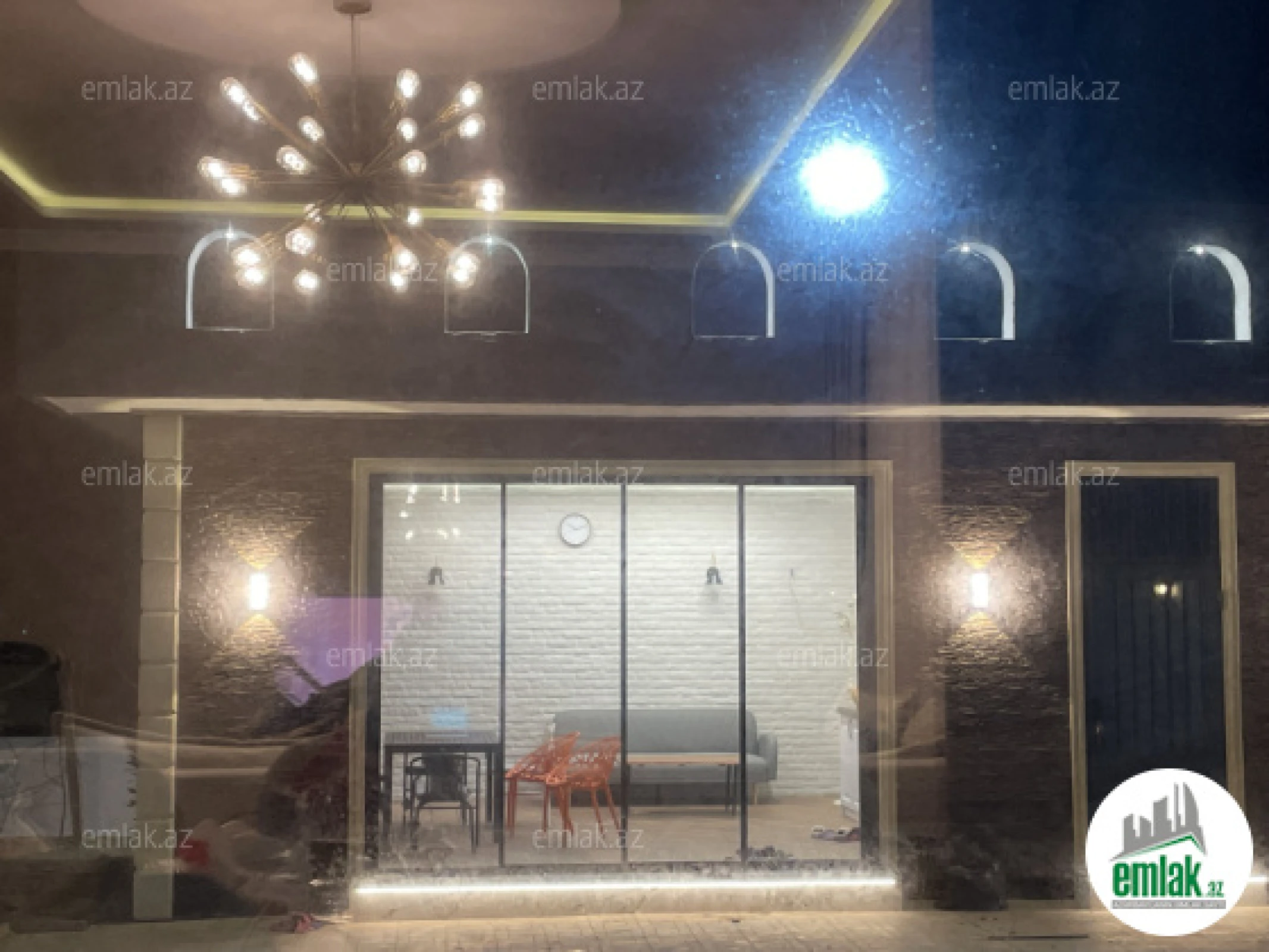 Satılır 6 otaqlı həyət evi 270 m²