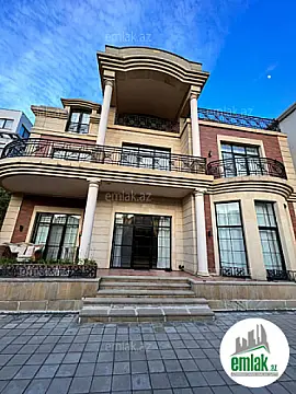 Satılır 9 otaqlı həyət evi 550 m² — Bakı 9 otaq 550.00 m²
