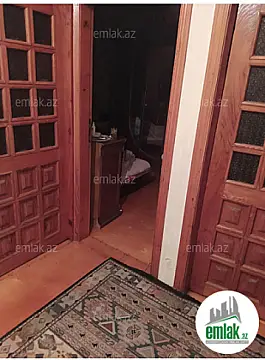 Satılır 3 otaqlı köhnə tikili 100 m²