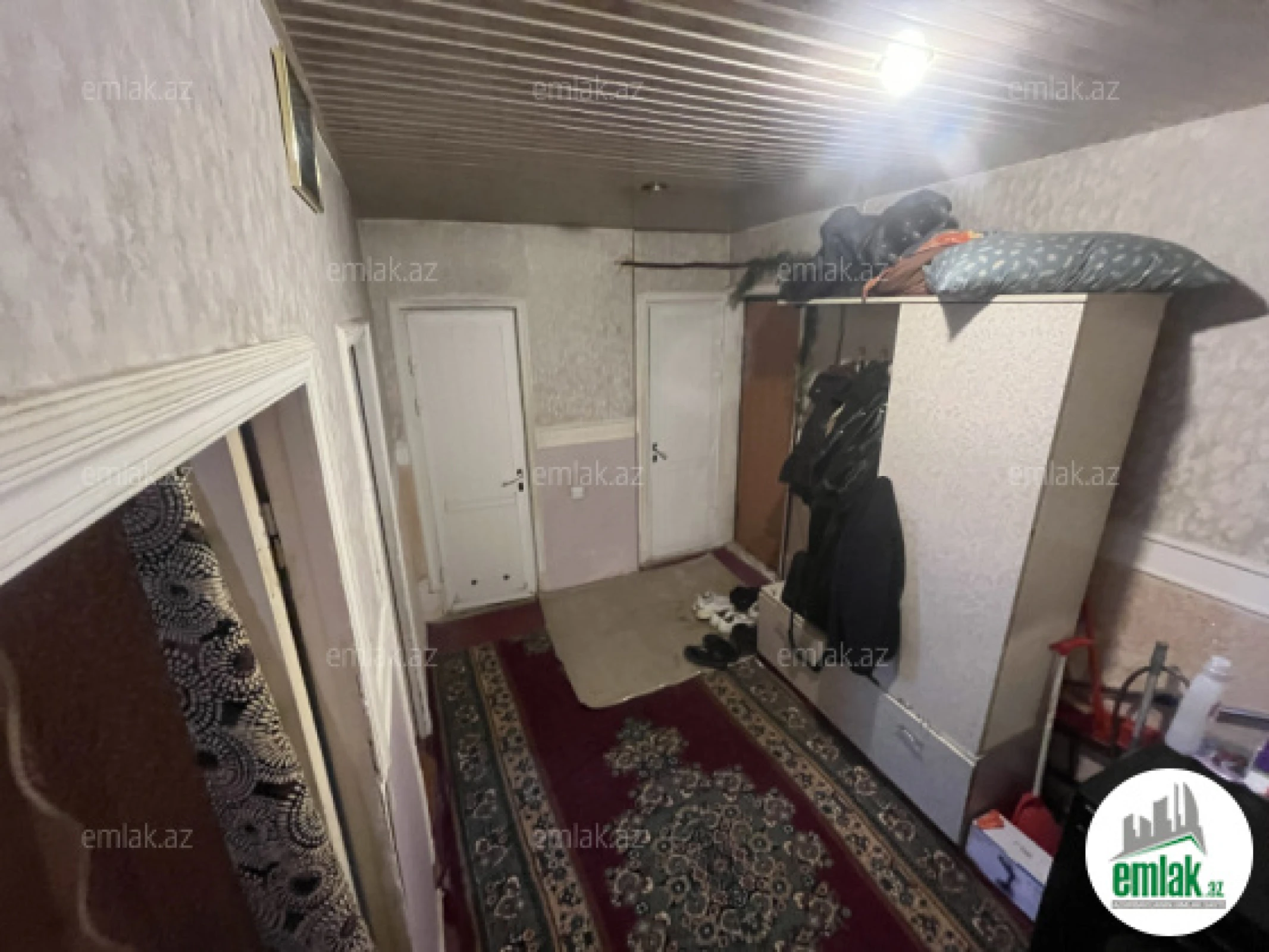 Satılır 2 otaqlı köhnə tikili 50 m²