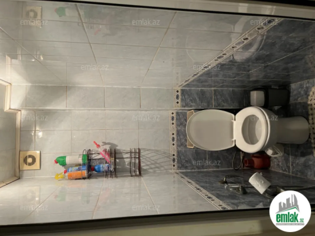 Satılır 2 otaqlı köhnə tikili 50 m²