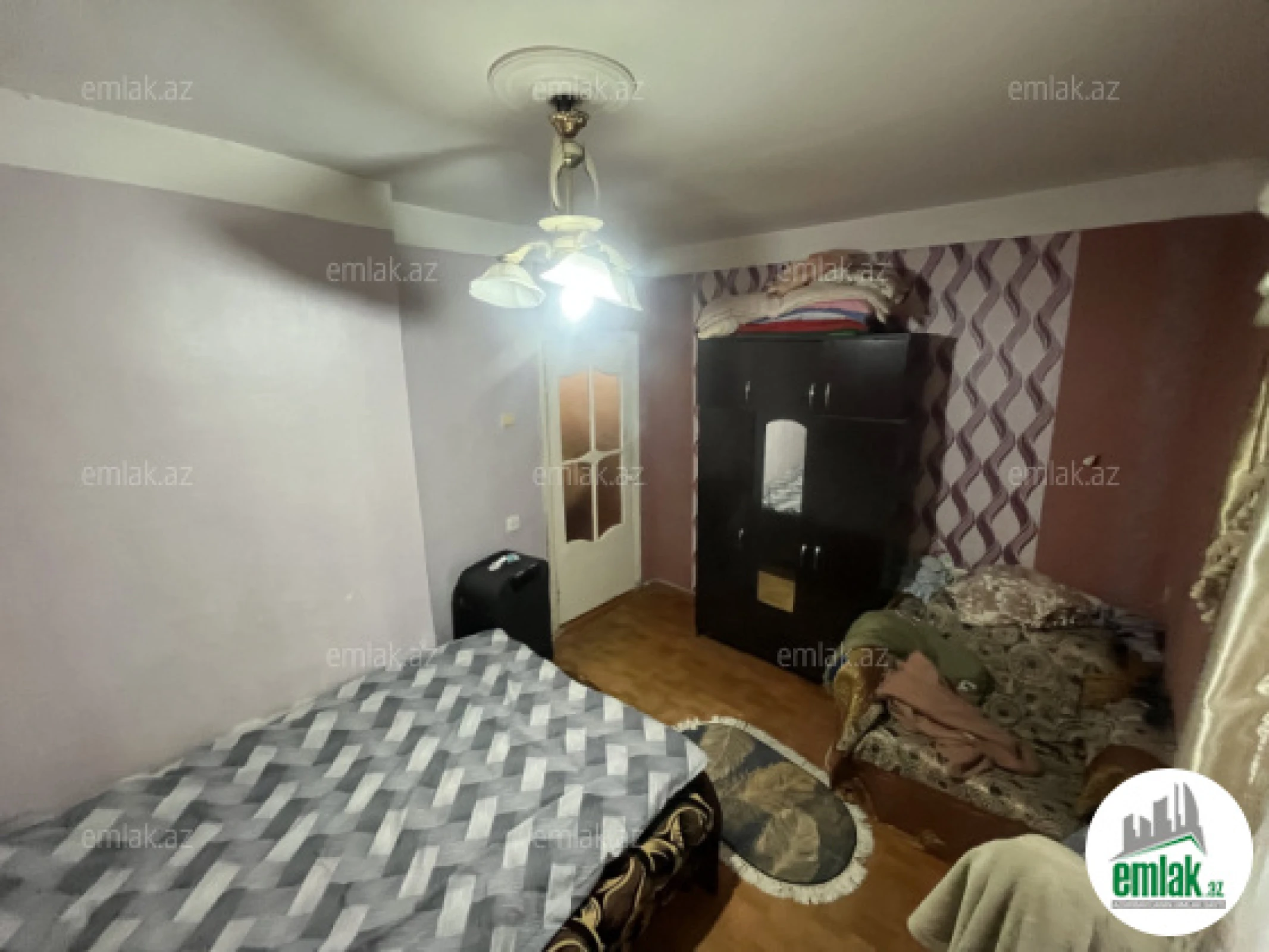 Satılır 2 otaqlı köhnə tikili 50 m²