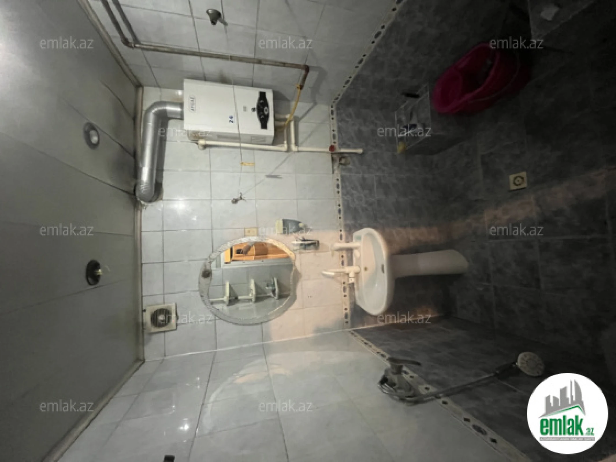 Satılır 2 otaqlı köhnə tikili 50 m²