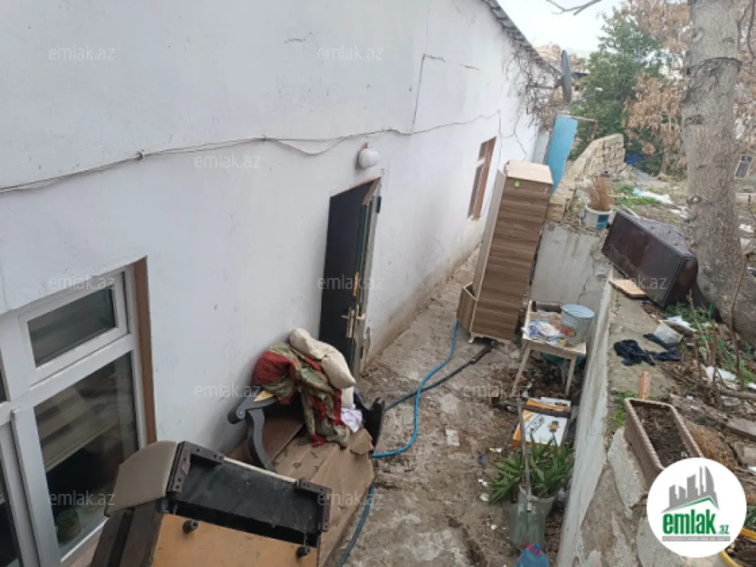 Satılır 2 otaqlı köhnə tikili 72 m²