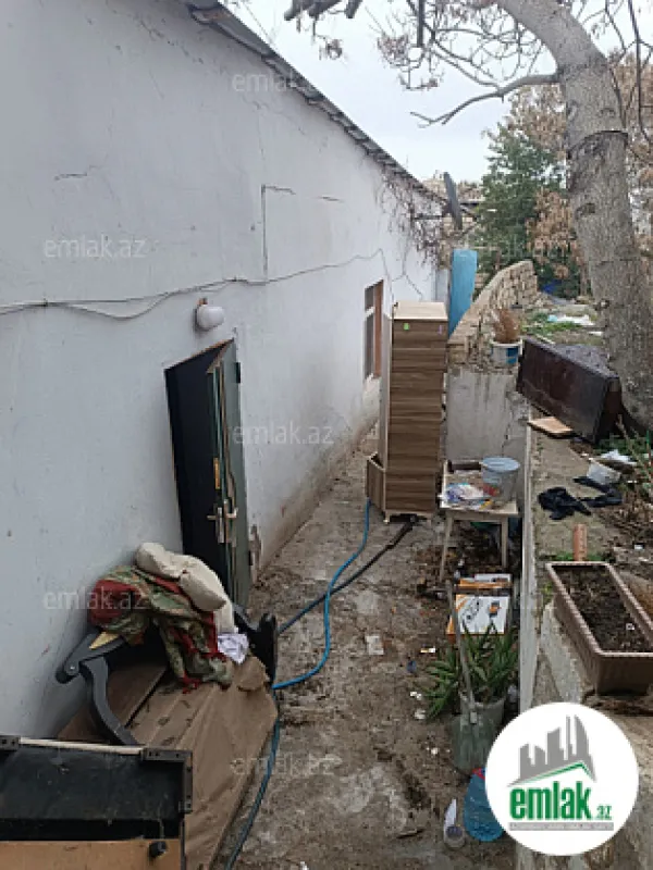 Satılır 2 otaqlı köhnə tikili 72 m²