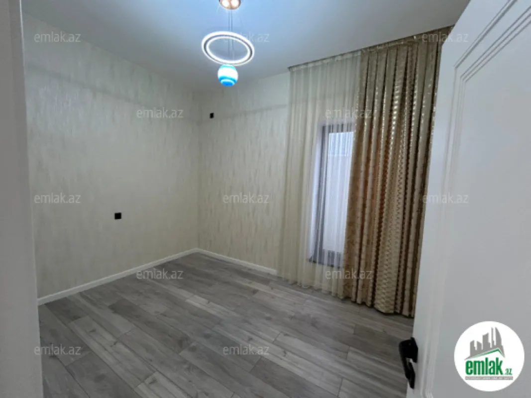 Satılır 4 otaqlı yeni tikili 155 m²