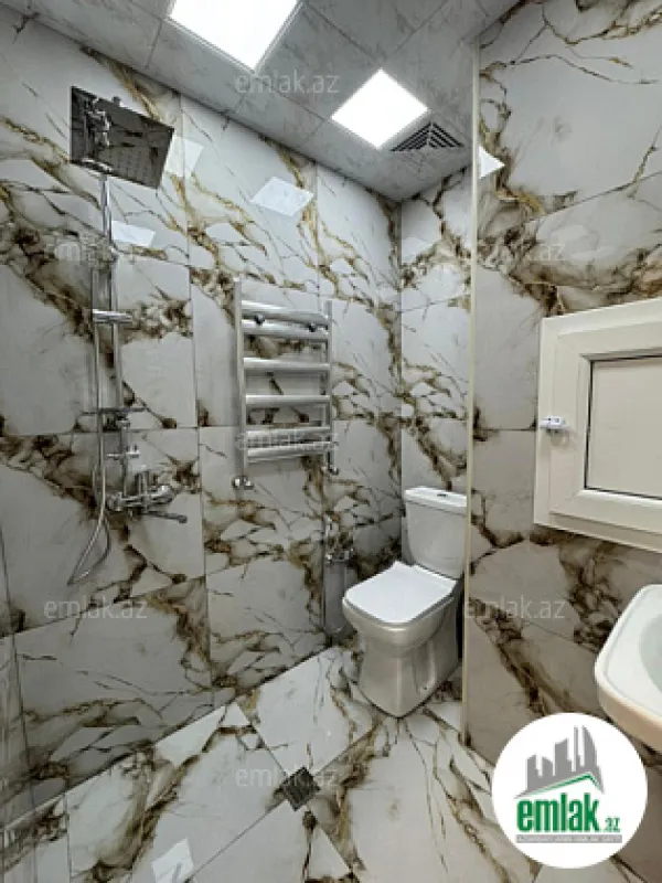 Satılır 3 otaqlı köhnə tikili 50 m²