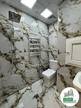 Satılır 3 otaqlı köhnə tikili 50 m²