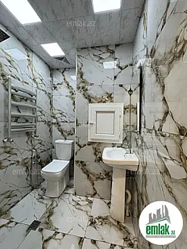 Satılır 3 otaqlı köhnə tikili 50 m²