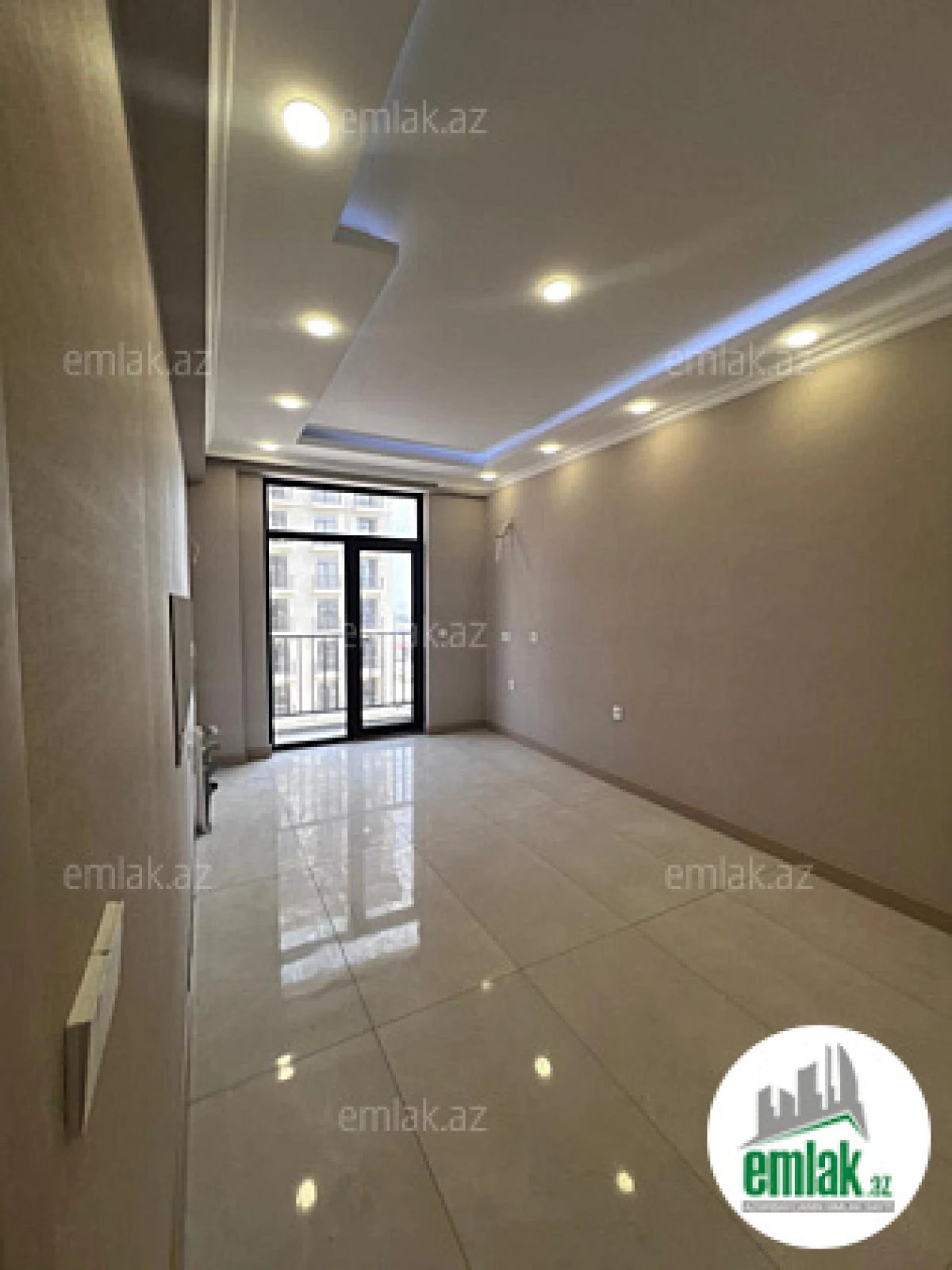 Satılır 2 otaqlı yeni tikili 65 m²