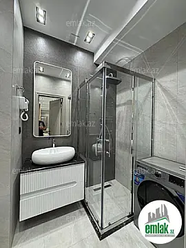 Satılır 2 otaqlı yeni tikili 77 m²