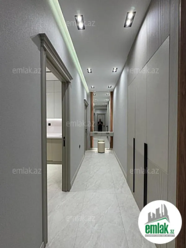 Satılır 2 otaqlı yeni tikili 77 m²